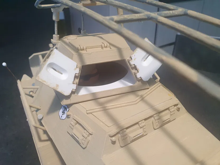 Mô Hình Xe Bọc Thép Sd.Kfz. 232 8 Bánh Lái - Image 3