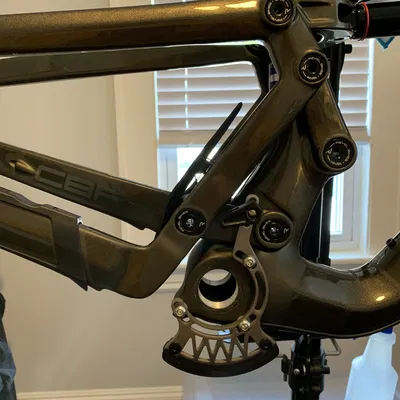 Tấm Bảo Vệ Bash Guard / Dẫn Xích Xe Đạp ISCG-05