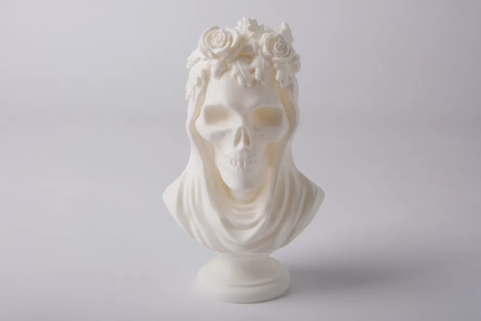 Tượng Đầu Lâu Mùa Thu Với Khăn Voan - Image 2