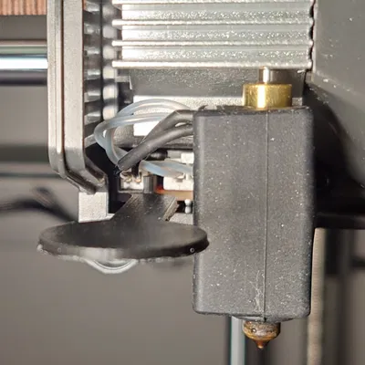 Dụng cụ tháo đầu nối vòi phun Centauri Carbon bên trái có tay cầm