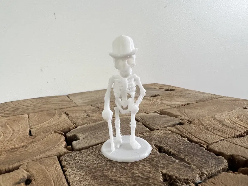 Bộ Xương Cũ - Image 2