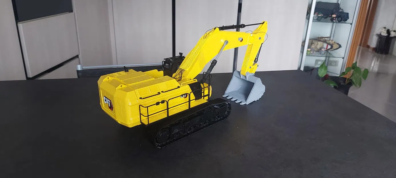 Mô hình máy xúc CAT 395 - Image 10
