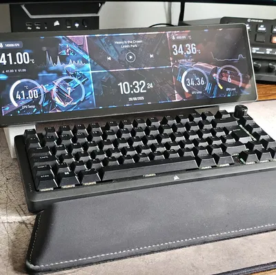 Chân đế màn hình Xeneon Edge