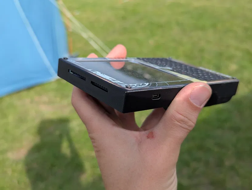 Hộp đựng huy hiệu WHY2025 - Image 15