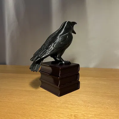 Tượng Quạ Trên Sách - Đồ Trang Trí Halloween Gothic
