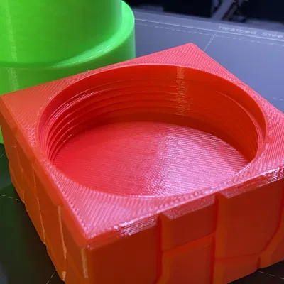 Ống Bút Để Bàn Tỷ Lệ Thật Super Mario Bros Có Ren