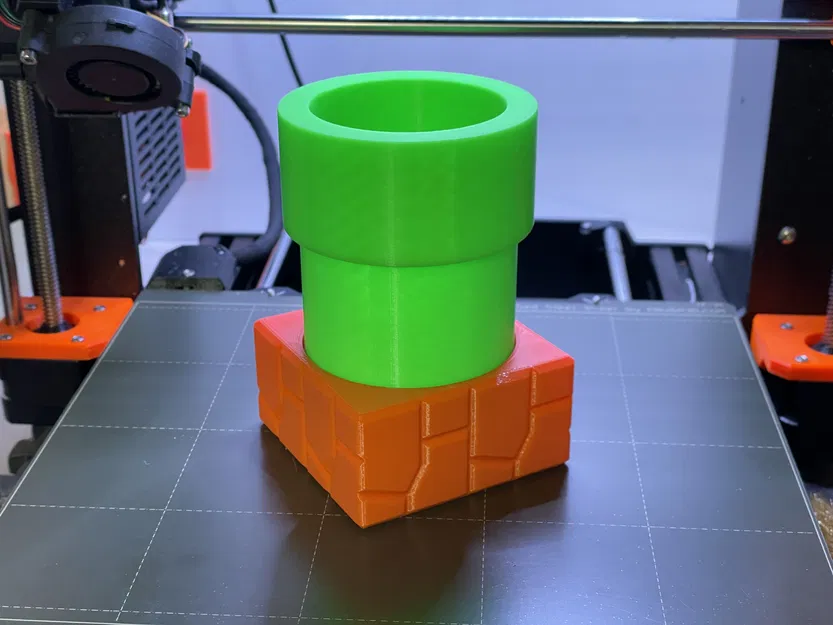 Ống Bút Để Bàn Tỷ Lệ Thật Super Mario Bros Có Ren - Image 2