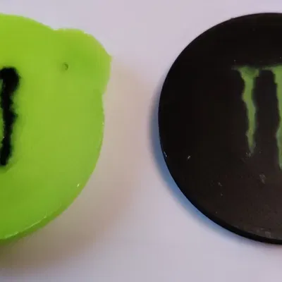 Nắp lon có logo Monster (IDEX)