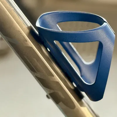 Kệ Giữ Bình Nước Xe Đạp