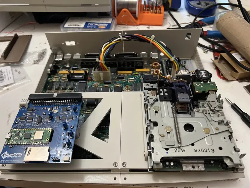 CatMac Mini: Vỏ Máy Tính Để Bàn Cho Macintosh Cũ - Image 2