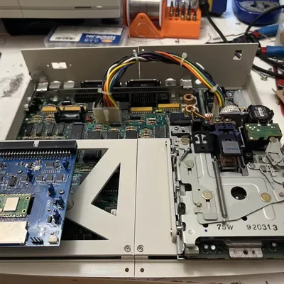 CatMac Mini: Vỏ Máy Tính Để Bàn Cho Macintosh Cũ