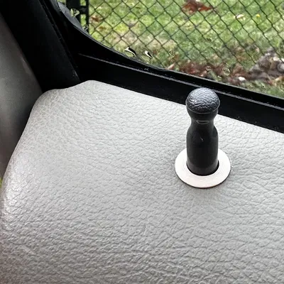 Vòng trang trí ổ khóa cửa Volvo