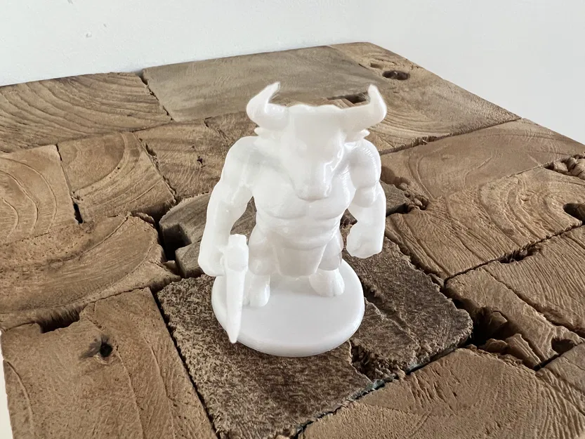 Tượng Minotaur 3D - Image 2