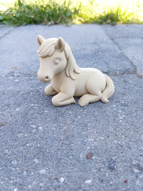 Tượng Ngựa Thư Giãn - Image 1