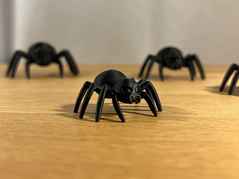 Nhện Ma Quái - Image 1