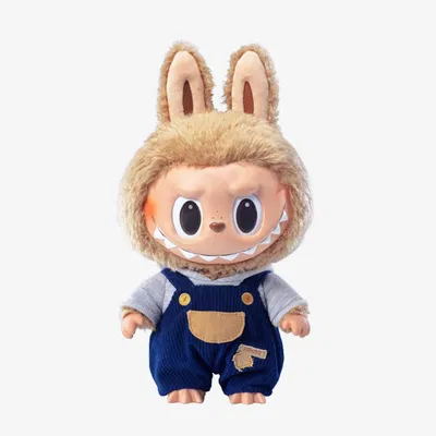 Labubu Mặc Yếm – Vẻ Nghịch Ngợm Điệu Đà