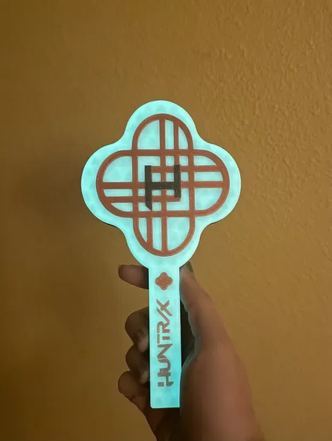 K-POP Demon Hunters | Light Stick "Huntrix" cho Concert - Image 2