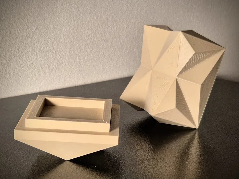 Hộp Chứa Lập Thể Tinh Thể, 1911 - Image 8