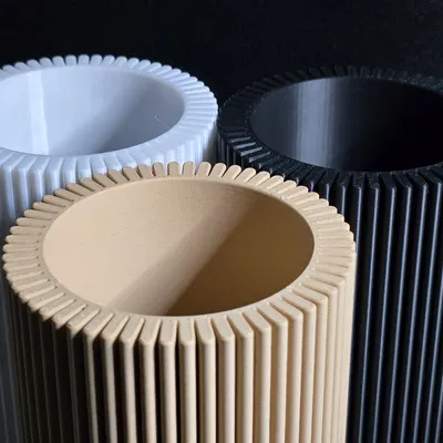 Reimagined Art - Bình Hoa Gân