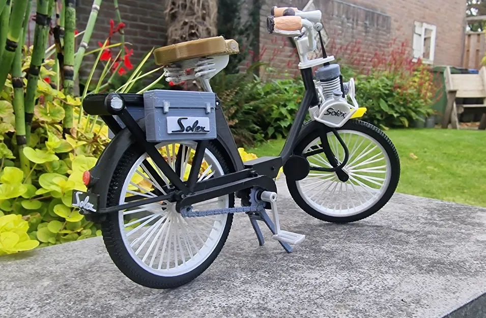Mô hình Velo Solex 2200 1960 tỉ lệ 1:8 của Ed van der Heijden - Image 9