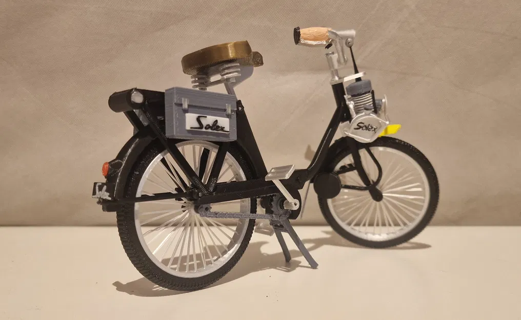 Mô hình Velo Solex 2200 1960 tỉ lệ 1:8 của Ed van der Heijden - Image 10