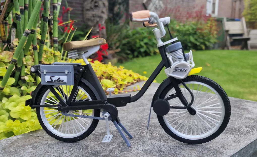 Mô hình Velo Solex 2200 1960 tỉ lệ 1:8 của Ed van der Heijden - Image 15