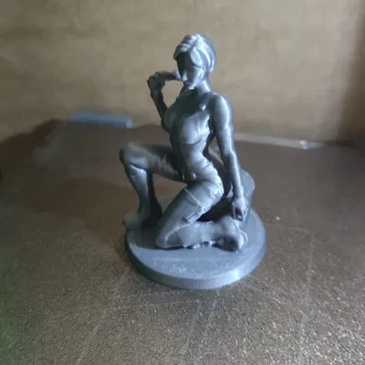 Mô hình Lara Croft gợi cảm