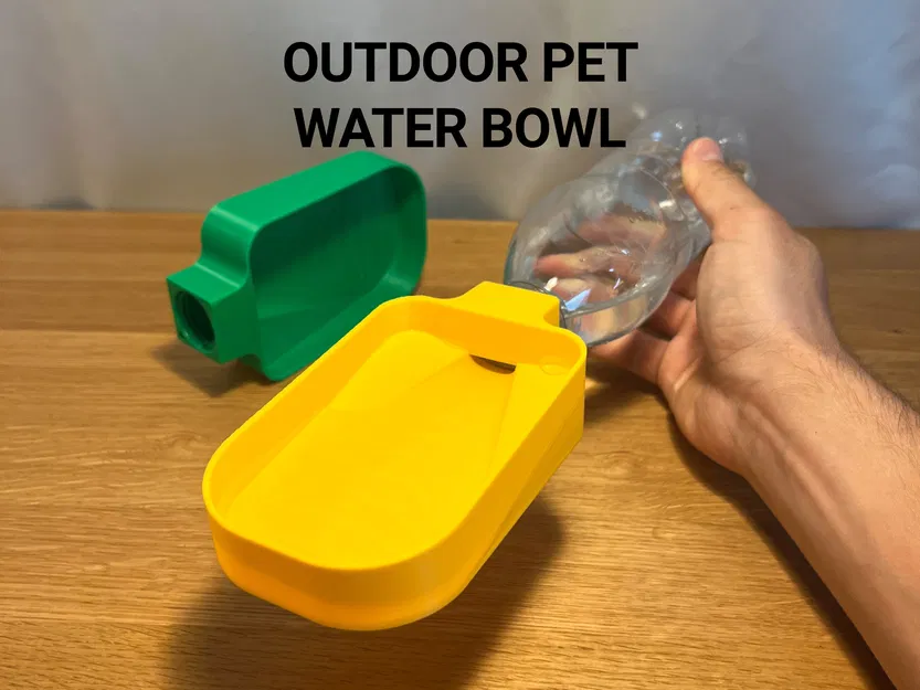 Chén Nước Ngoài Trời Cho Thú Cưng Có Gắn Chai Tiện Lợi - Image 1