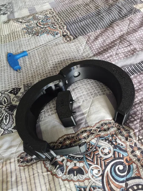 Cổ áo có gắn bộ sốc điện - Image 2