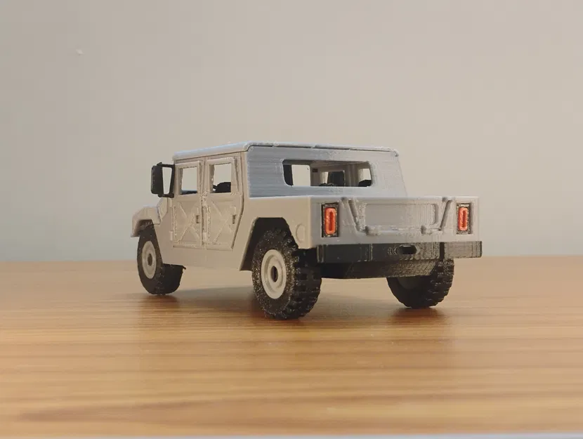 Mô hình HUMVEE Tỷ lệ 1:32 - Image 2