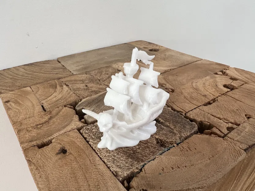 Tàu Ma Cướp Biển - Image 2