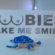 Mô hình "Boobies" - Biển "Boobies Make Me Smile"