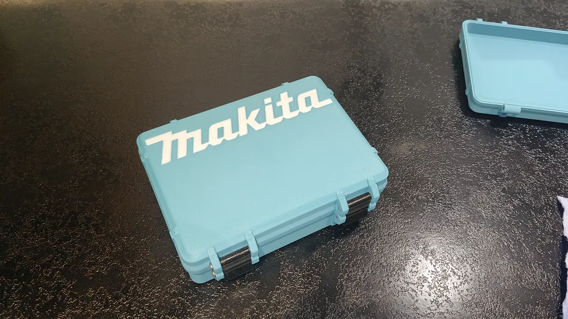 Hộp đựng lưỡi cưa kiếm Makita - Image 1