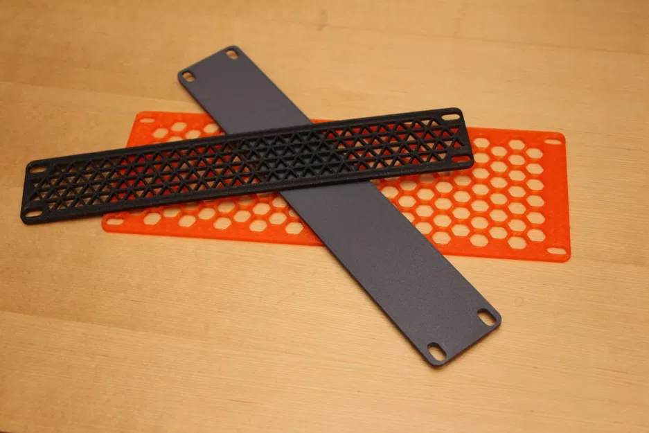 Tấm che Rack 10" (1-4U) dạng trơn và có lỗ thông hơi - Image 1