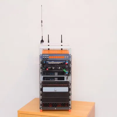 Tấm che Rack 10" (1-4U) dạng trơn và có lỗ thông hơi