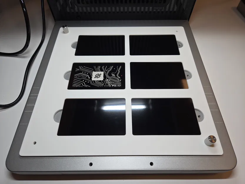 Tấm đế danh thiếp cho xTool F2 Ultra - Image 1