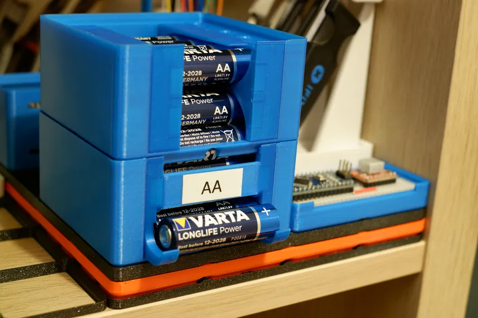 Hộp đựng pin Gridfinity xếp chồng nam châm - Image 2