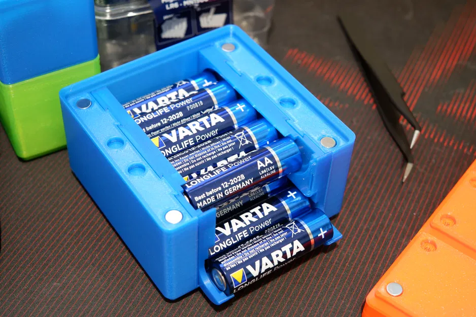 Hộp đựng pin Gridfinity xếp chồng nam châm - Image 3