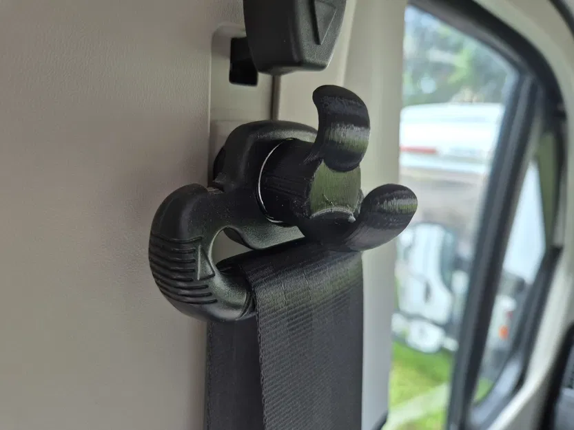 Móc Dây An Toàn Fiat Ducato – Móc Treo Thêm Cho Xe Camper - Image 1