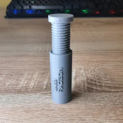 Giá đỡ GPU Nvidia / Radeon có thể điều chỉnh