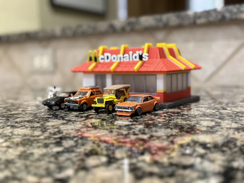 Mô hình Tỉ lệ 1:64 Quán McDonald's Cổ Điển - Image 4