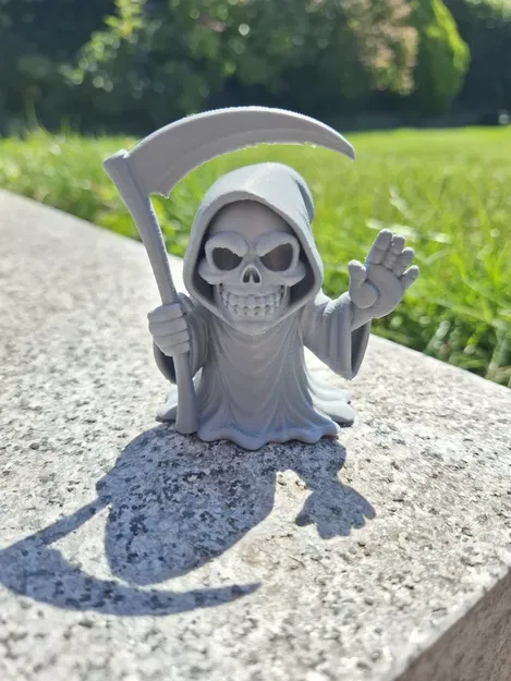 Thần Chết Thân Thiện – Lưỡi Hái Vẫy Tay - Image 1