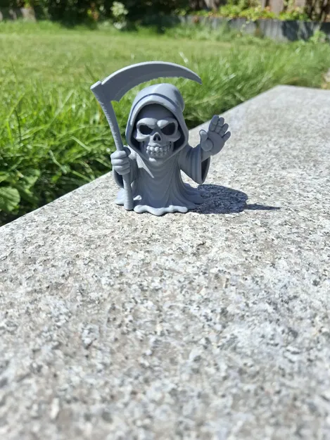 Thần Chết Thân Thiện – Lưỡi Hái Vẫy Tay - Image 2