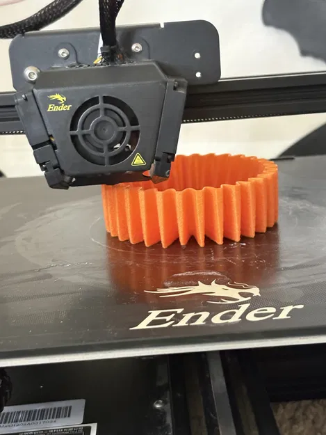 Chỗ Cắm Bút Xoắn Ốc - Image 2