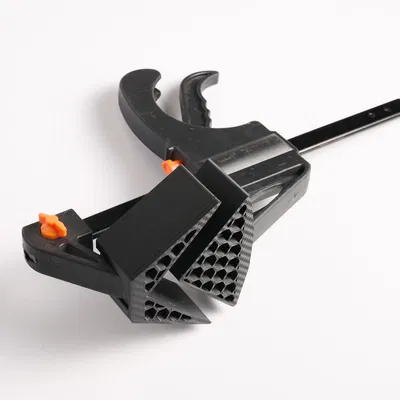 Tấm đệm góc cho kẹp - Kẹp hiệu Action (43 x 30 mm)