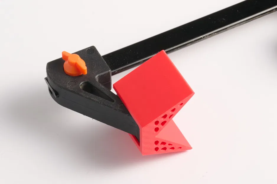 Tấm đệm góc cho kẹp - Kẹp hiệu Action (43 x 30 mm) - Image 3