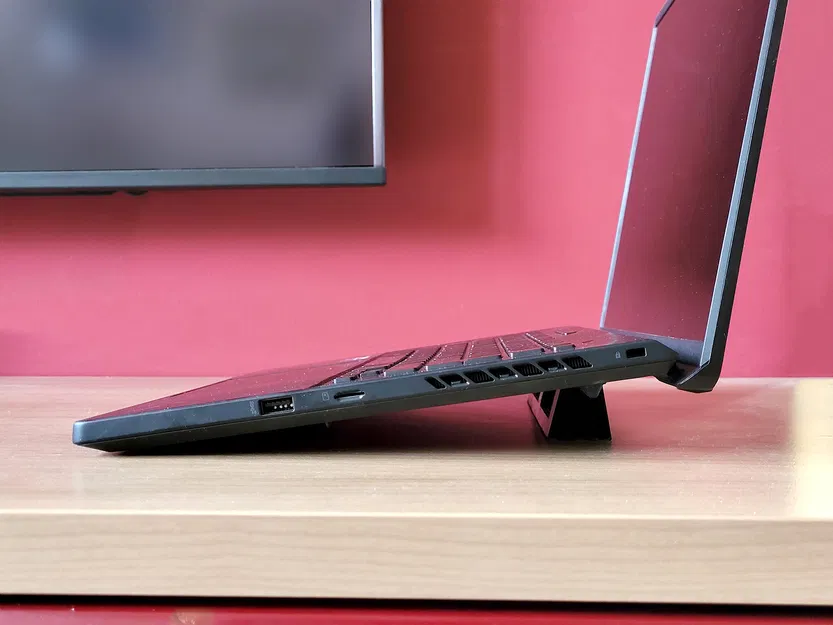 Giá Đỡ Laptop Đơn Giản - Image 1