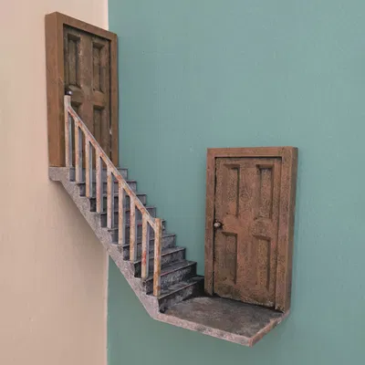 Tường Thoát Hiểm