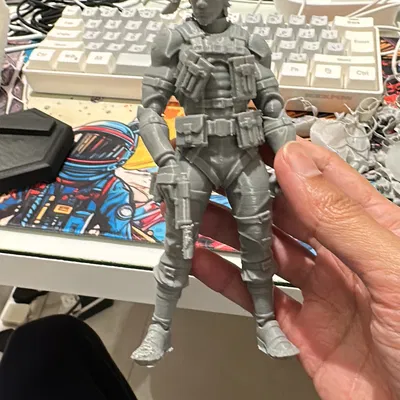 Mô Hình Snake Metal Gear Solid