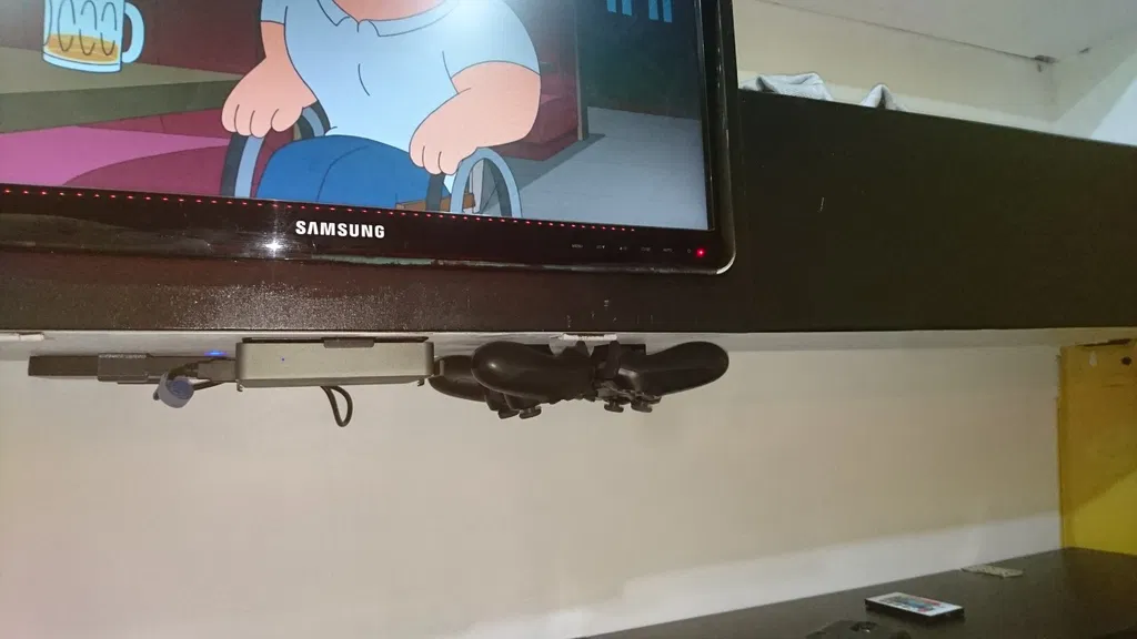 Giá Treo Tường Tay Cầm PS4 - Image 3